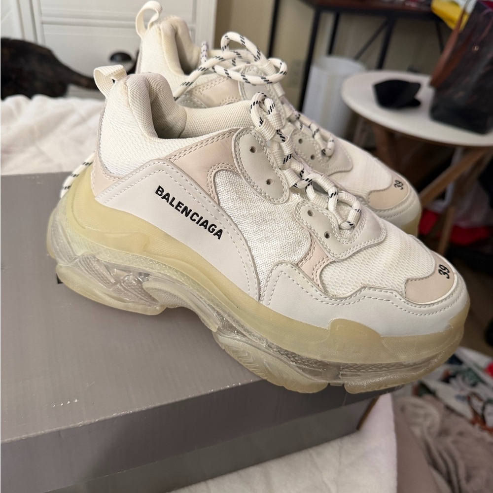 Balenciaga White Triple S Sneakers - Picture 5 of 10